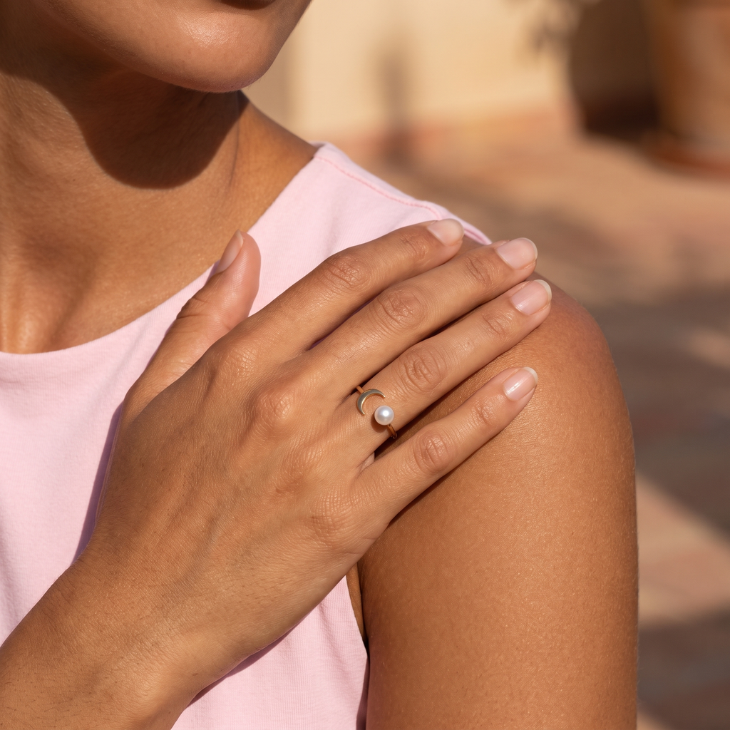 Pearl Crescent Moon Ring